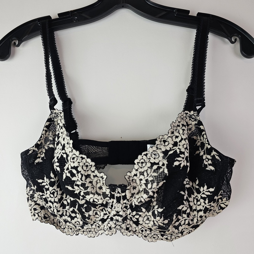 Wacoal 36D Black Style #65191 Cream Embrace Lace Unlined‎ Underwire Sexy Bra